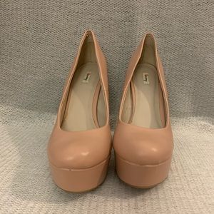 Olsenboye Pumps